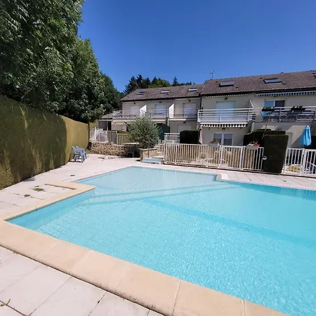 Escapade A 50m Du Pareloup, Terrasse, Brasero Apartment Salles-Curan
